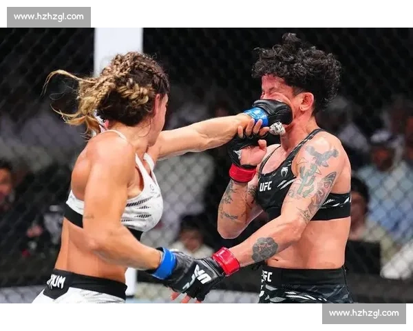 五回合血战加冕!邓恩制服杨迪罗巴,成 UFC 草量级新王 五回合血战加冕!邓恩制服杨迪罗巴,成 UFC 草量级新王