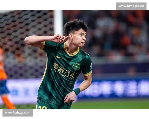 又进球!凉山队 “那个男人” 梅开二度,射手榜登顶 又进球!凉山队 “那个男人” 梅开二度,射手榜登顶